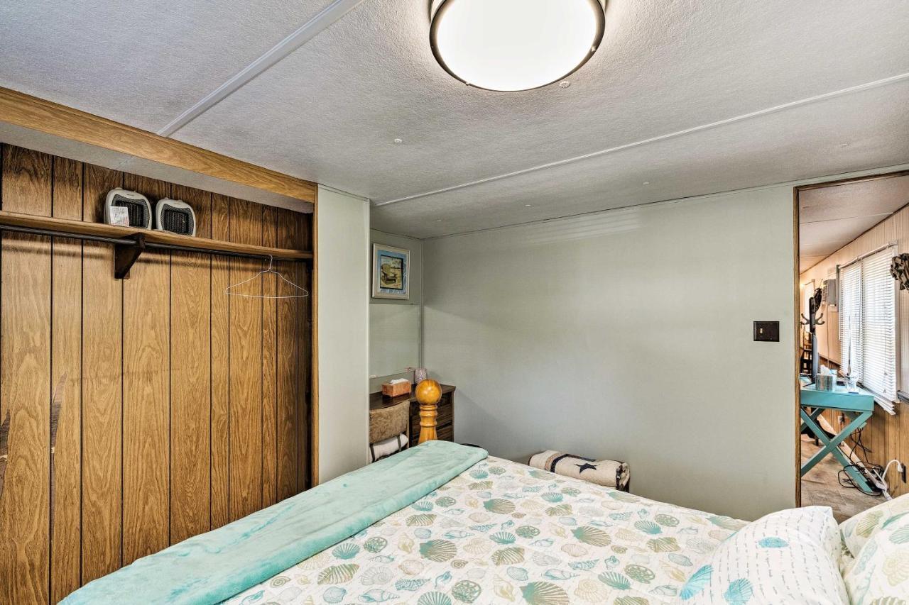 Cabin With Fire Pit, Walk To Steinhatchee River! Extérieur photo